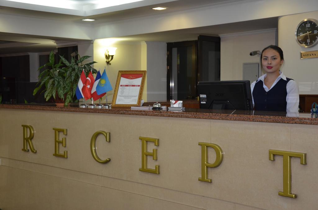 Dostyk Hotel Simkent Kültér fotó